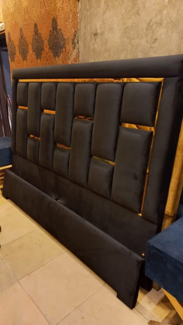 Brass king size bed set - Image 2
